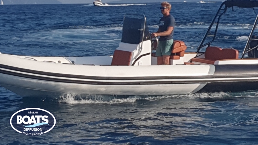 INCONNU TIGER MARINE 740 PRO LINE