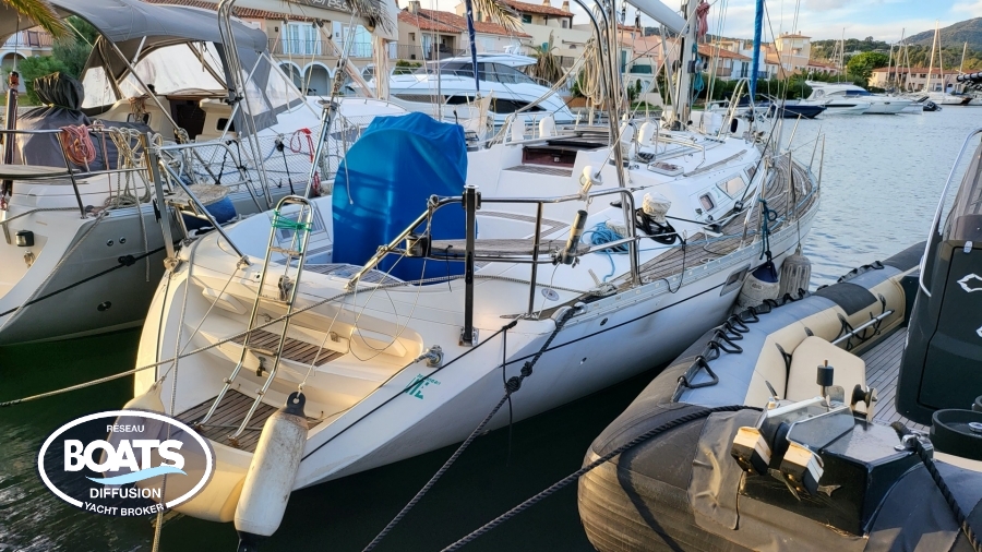 JEANNEAU SUN MAGIC 44