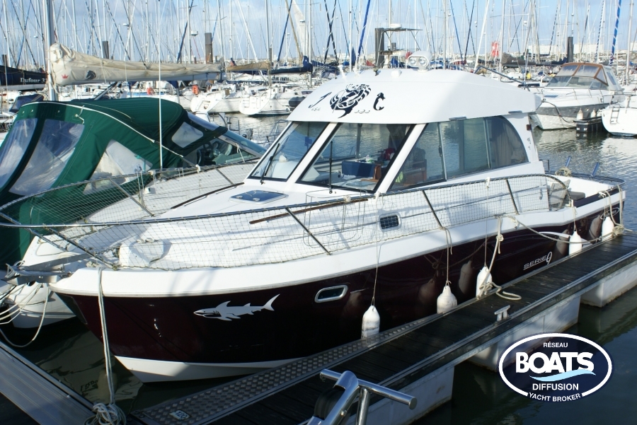 BENETEAU ANTARES SERIE 9 FLY