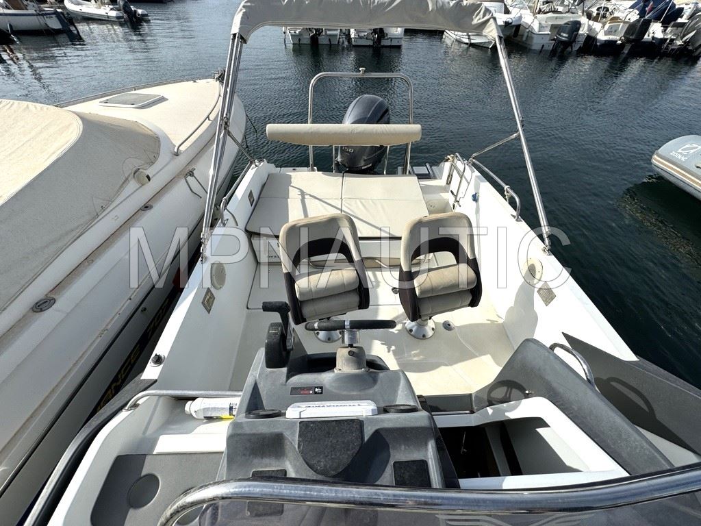 BENETEAU Flyer 6.6 Sundeck