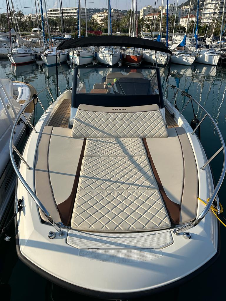 QUICKSILVER ACTIV 875 SUNDECK