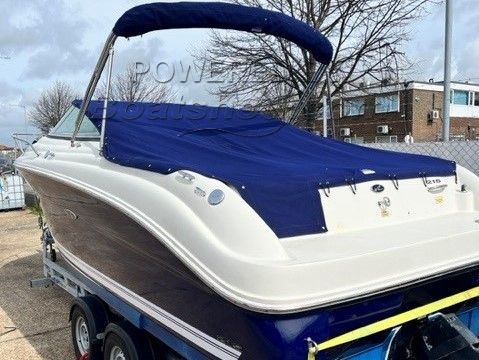 Sea Ray 215 Weekender