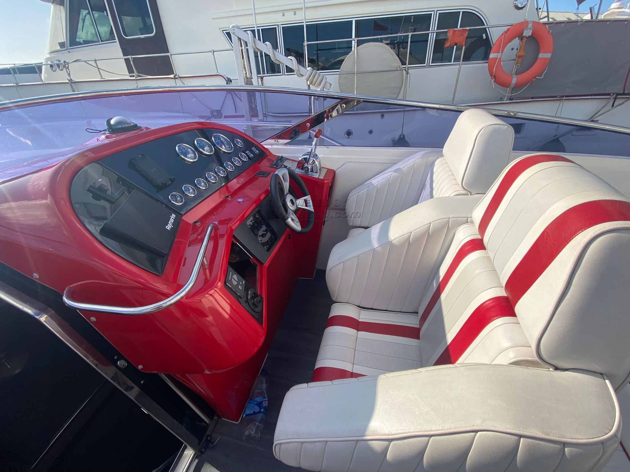 Sunseeker Thunderhawk 43