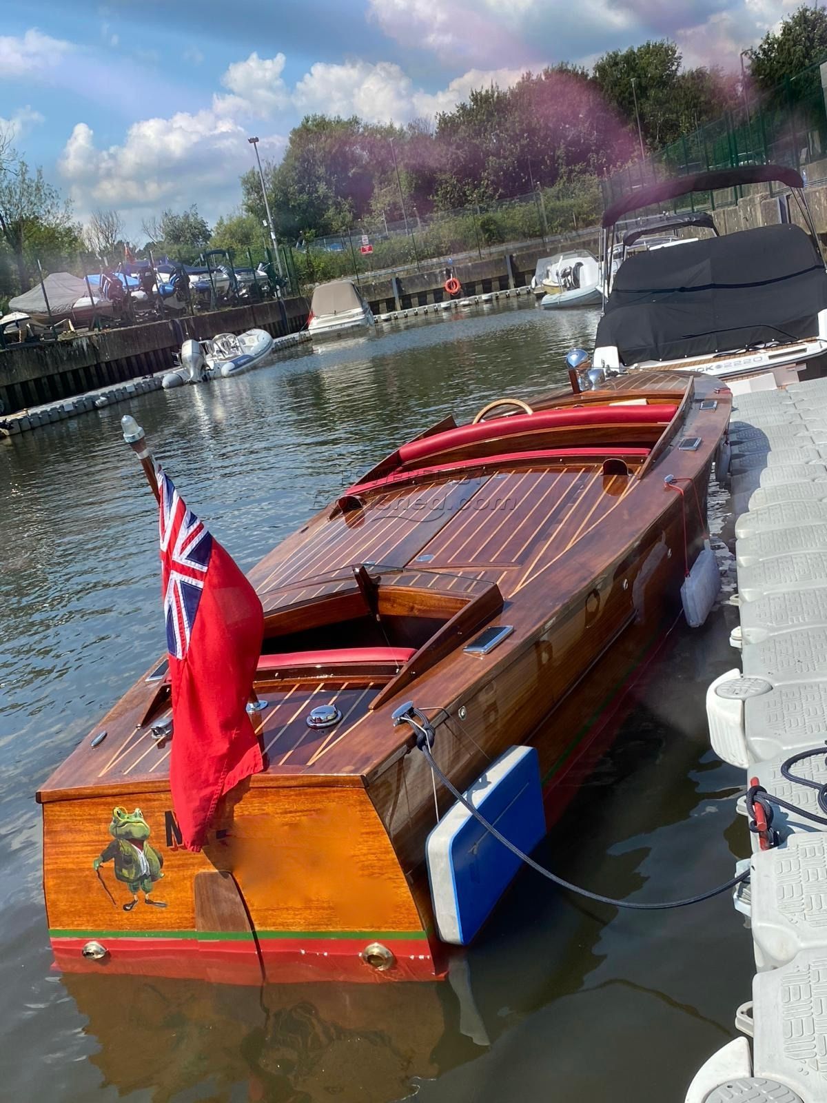 British Power Boat Co. Gentlemens Runaround 22