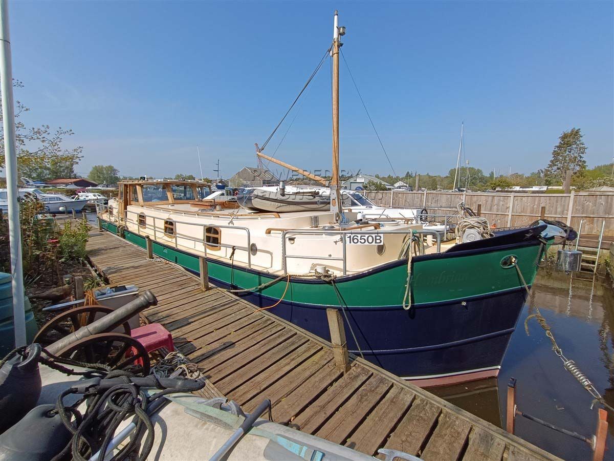 Luxemotor Replica Dutch Barge 55ft