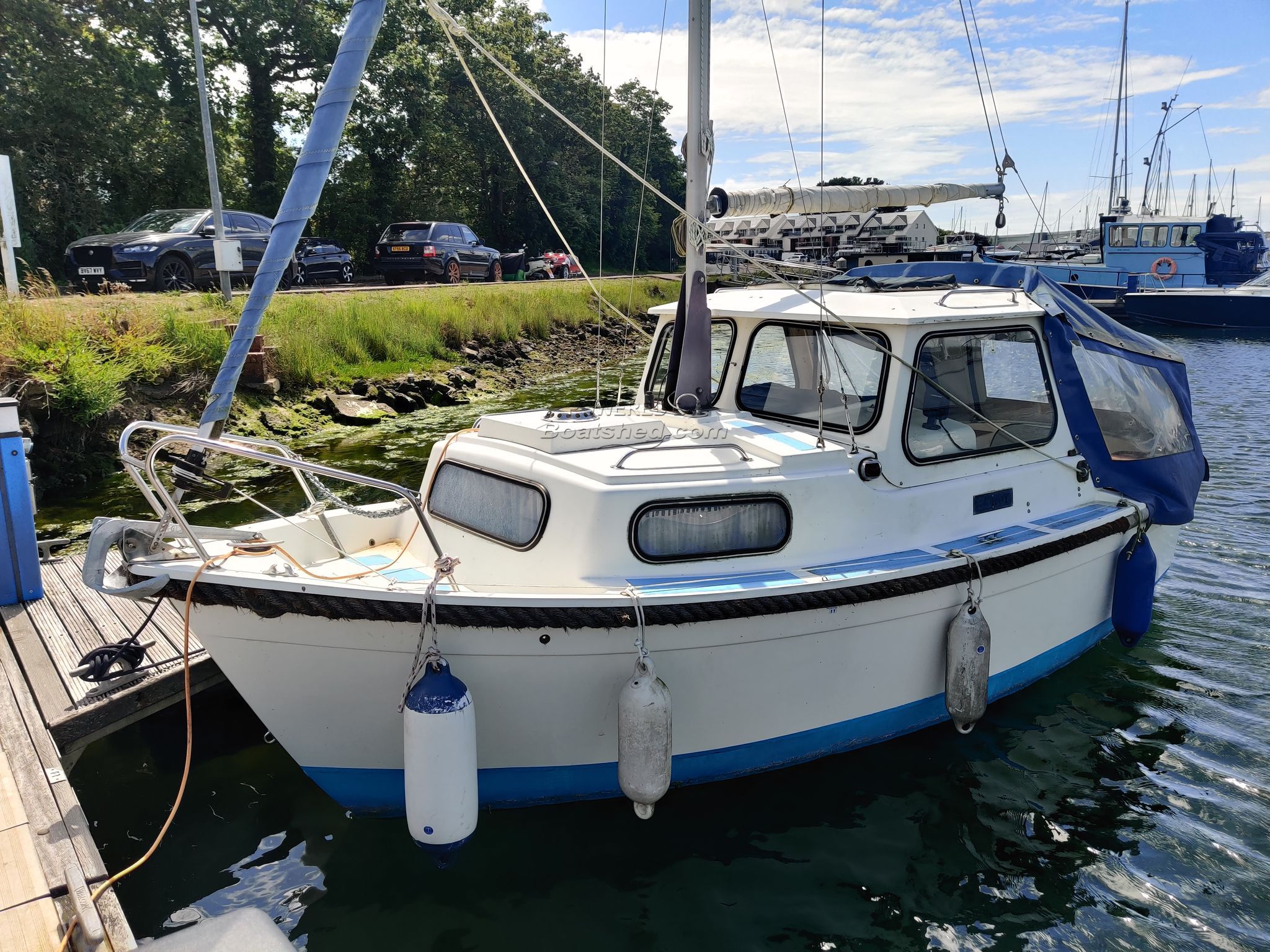 Hardy 18 Motor Sailer