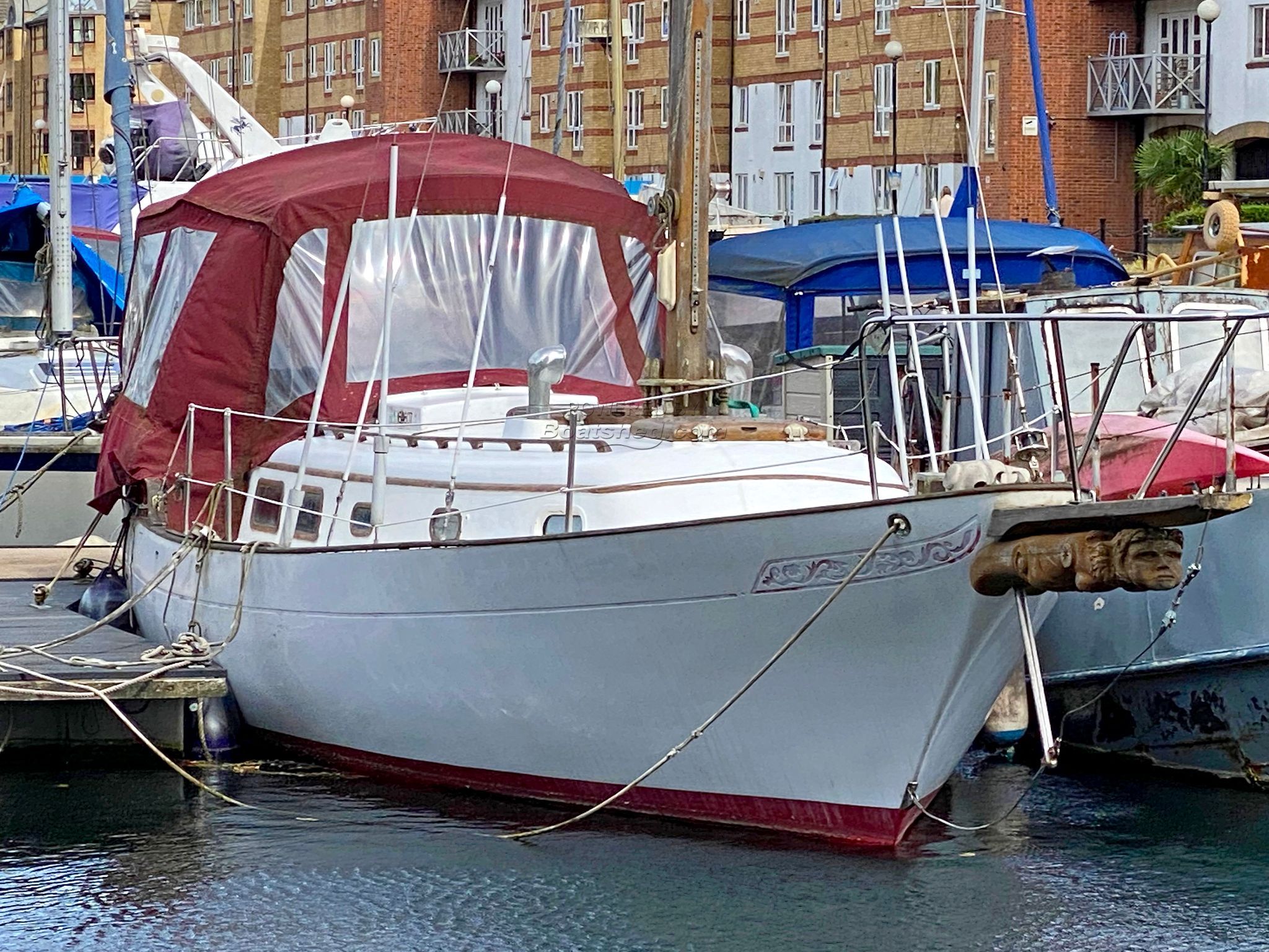 Houseboat 36ft with London mooring