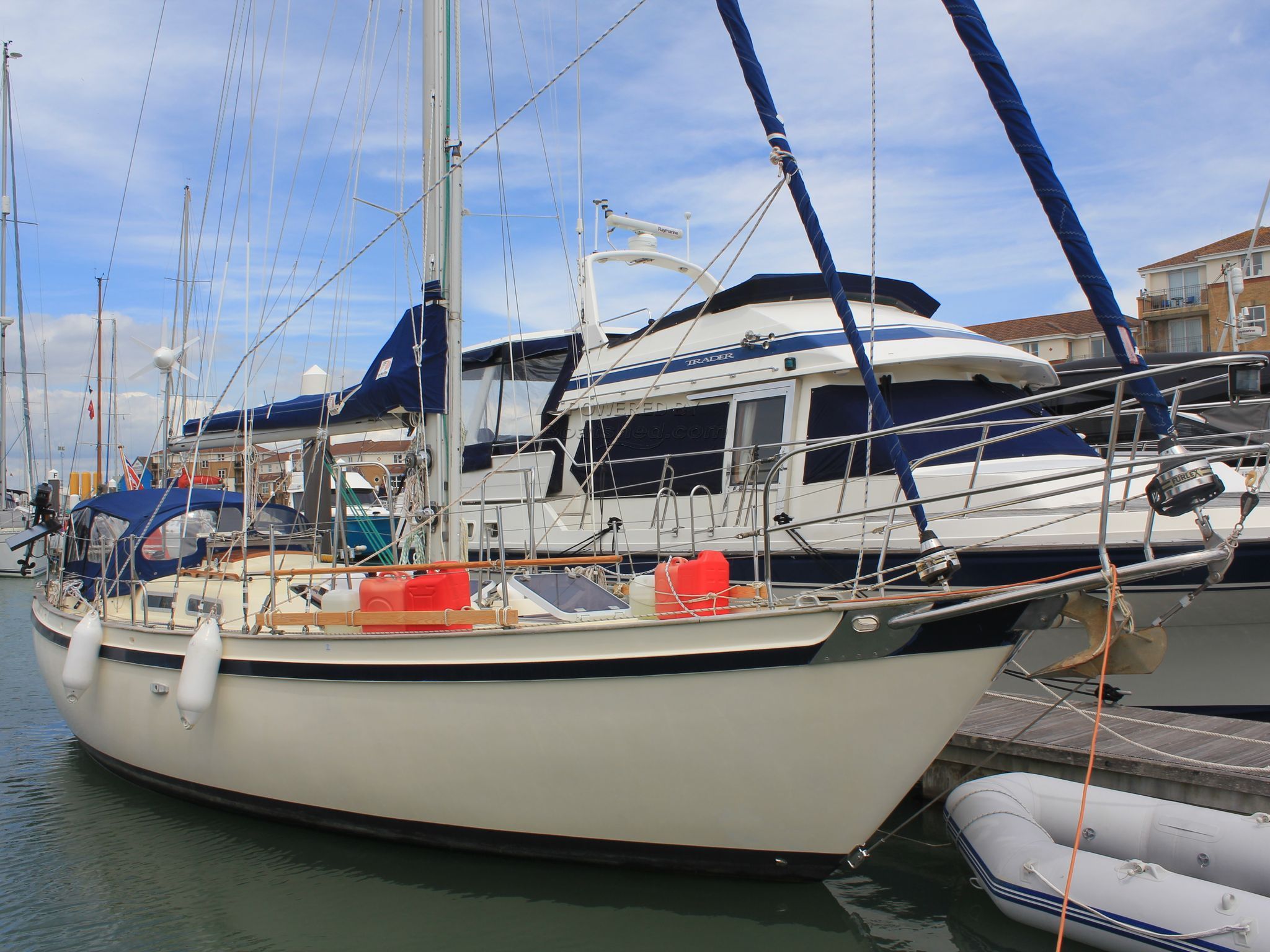 Tradewind 35