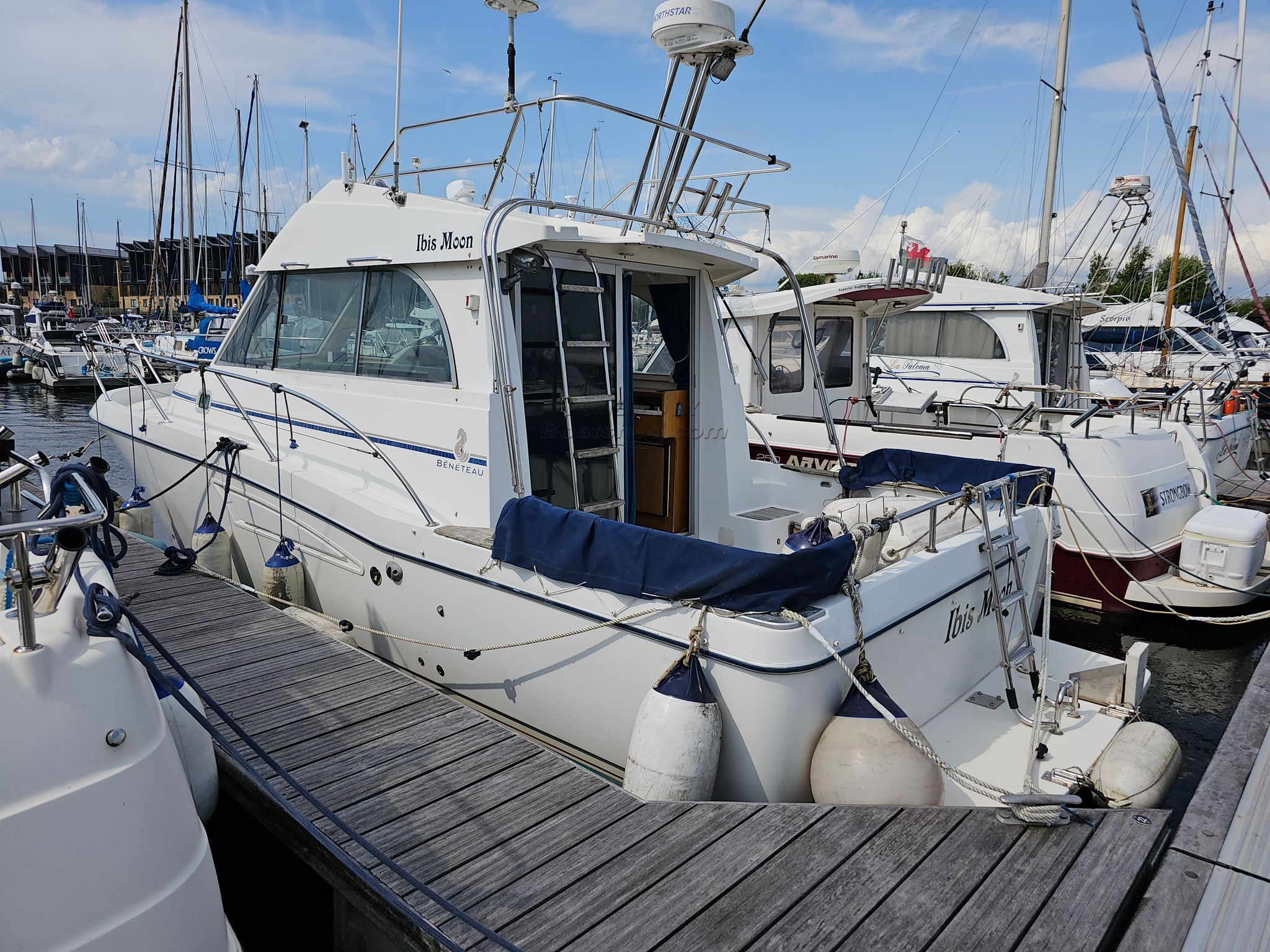 Beneteau Antares 9