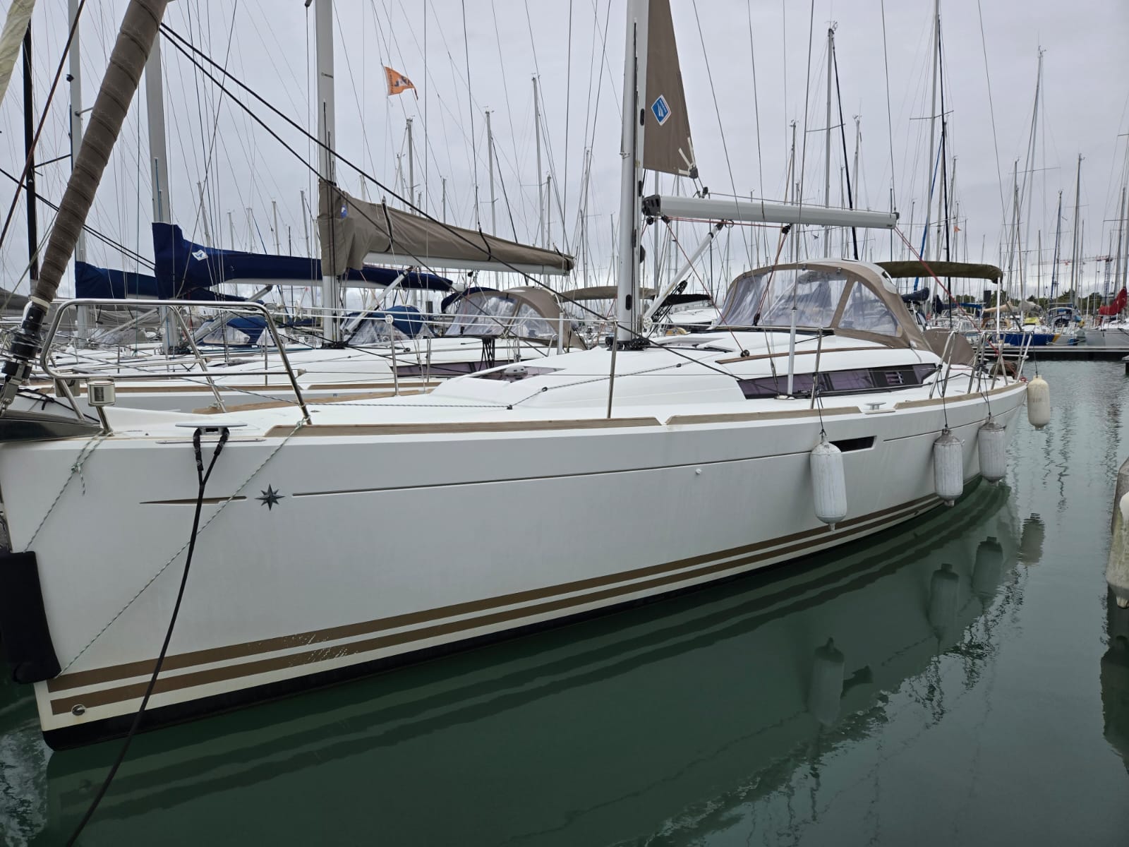 SUN ODYSSEY 379